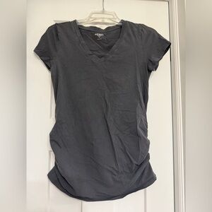 Old navy charcoal Gray V-Neck maternity Women's Tshirt size small